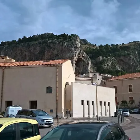 Casa Vacanza Via Spinuzza Lejlighed *